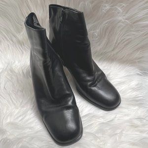 Nine West Black Ankle Boot Women Size 8M